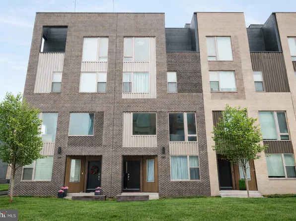 3203 Parkview Walk, Philadelphia, PA 19125