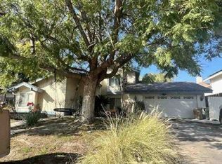 1905 Glencairn Ct, Bakersfield, CA