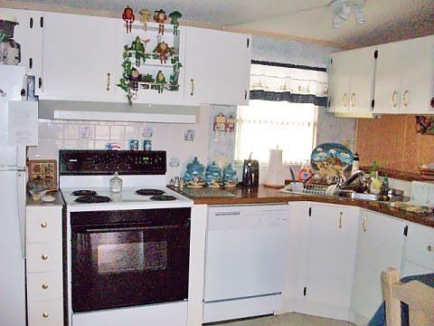 2nd image of 63 Wintergreen Dr