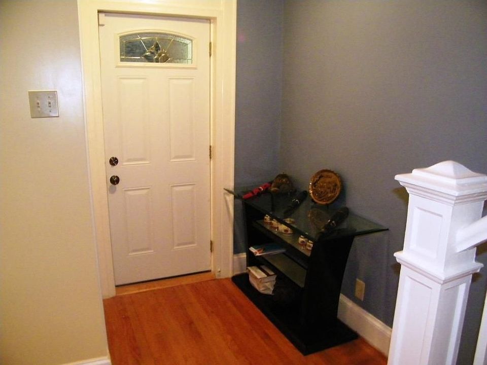 Entrance-Foyer