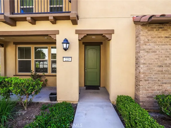 223 Carlow, Irvine, CA 92618