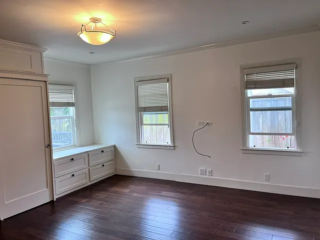 1055 El Dorado Ave — Photo 11