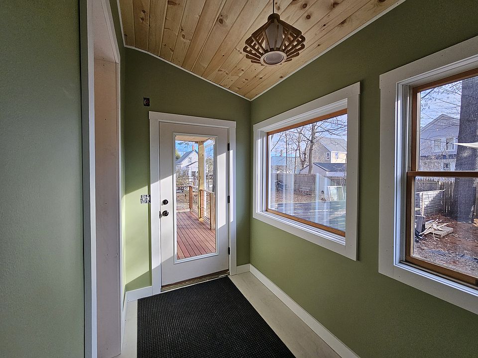 1st image of 22 Palmer St APT 1