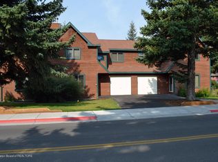 515 S Cache St, Jackson, WY 83001