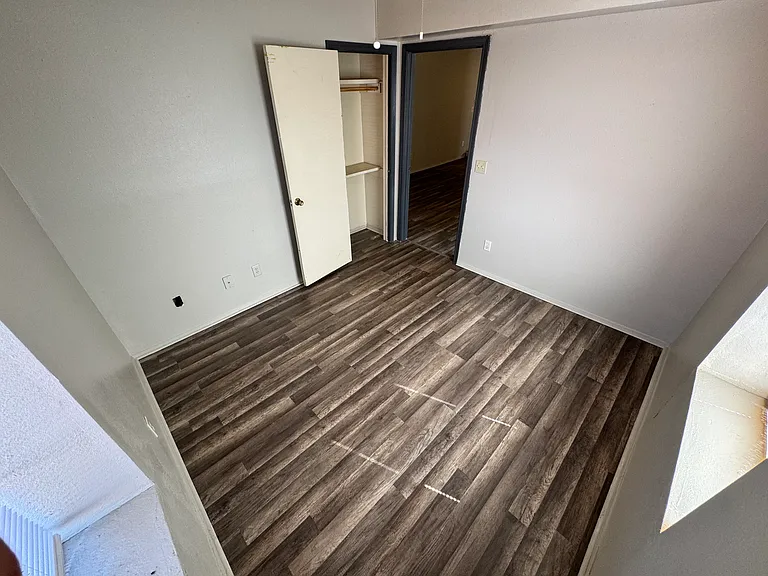 500 SW 10th Ave #8 — Photo 8