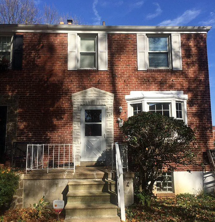 821 Wedgewood Rd