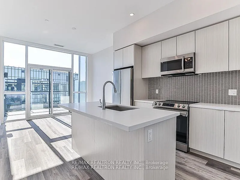 1 bed, $2,000 — Photo 1