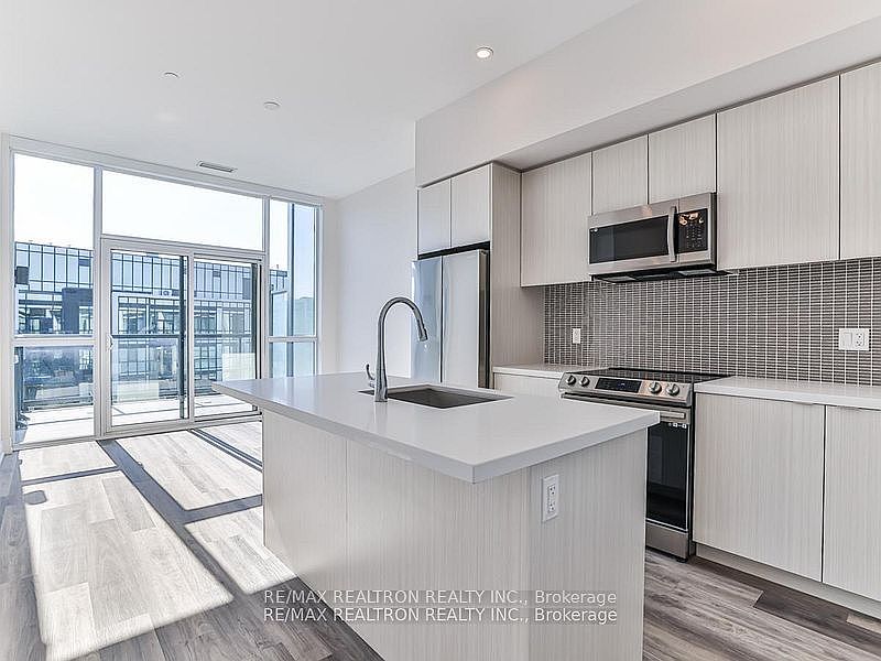 1st image of 415 Sea Ray Ave #426