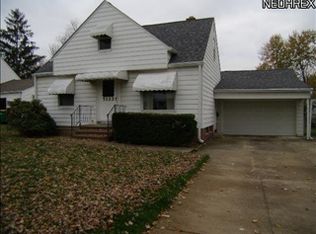 5122 Robinhood Dr, Willoughby, OH 44094