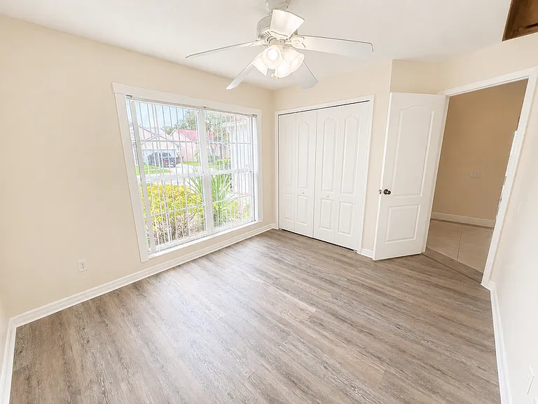 4201 Pine Isle Dr — Photo 17