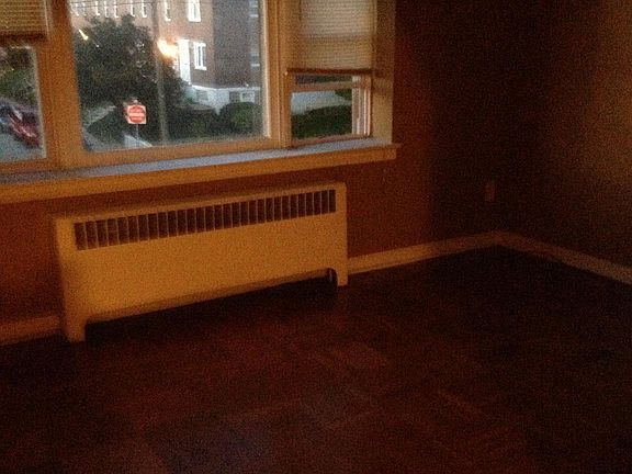 3rd image of 1003 W Godfrey Ave #A-1