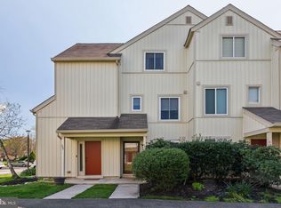 358 Woodlake Dr, Marlton, NJ 08053