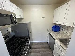 Summit Hills — Photo 33