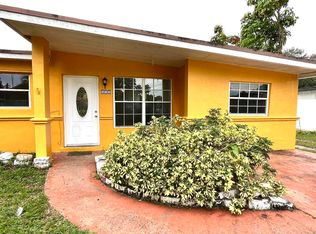 112 Newton Rd, Hollywood, FL 33023