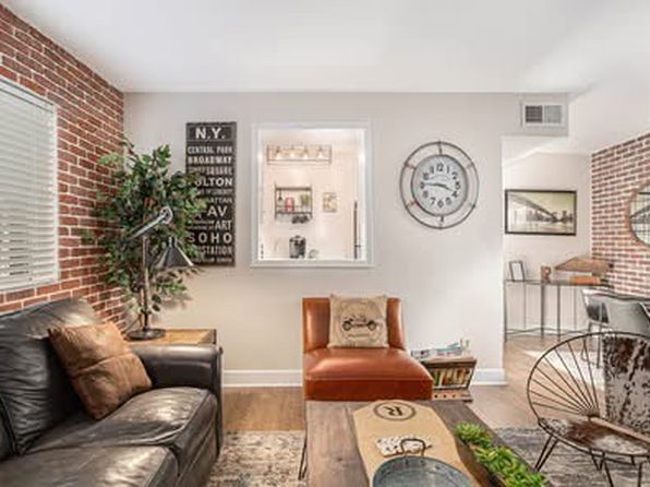 91 Rumson Rd NE