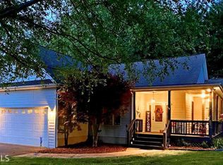 18 E Gate Terrace Ln, Clayton, GA 30525