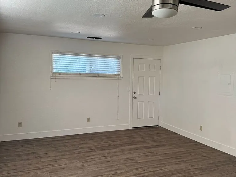 2066 Placer St — Photo 11