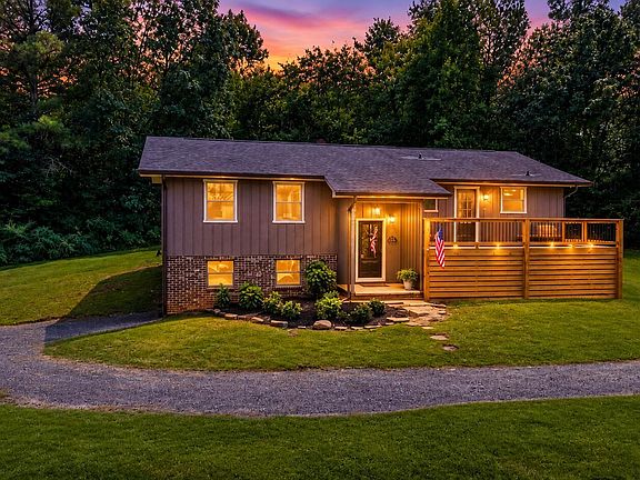 3rd image of 280 Garren Rd