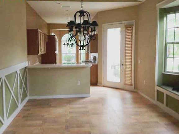5th image of 6123 Aviary Ct