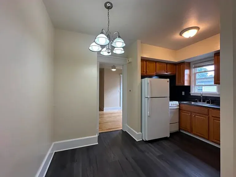 205 Elm St #10 — Photo 3