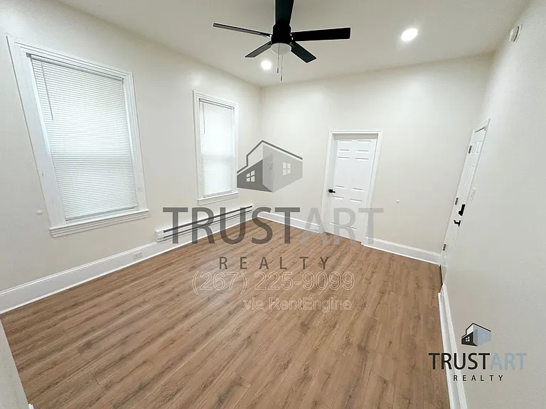 4633 Penn St #1 — Photo 5