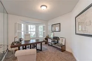 6 Greycrest Pl — Photo 25