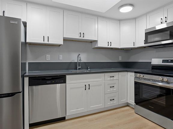 4th image of 155 White Pine Drive