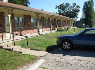 401 W Price Ave, Savannah, MO 64485