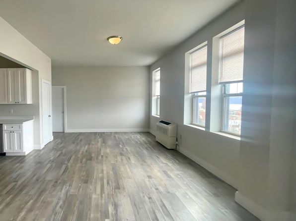 68 Ashburton Ave #6N