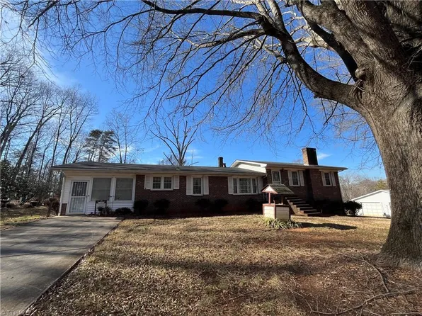 1821 Flint Hill Rd, East Bend, NC 27018