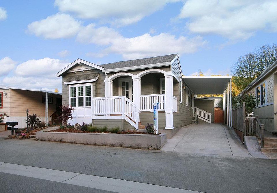 1st image of 33 Eugenia Ave #33