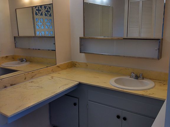 4th image of 383 Mankato St Unit 16