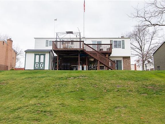 2nd image of 4132 Stratford Dr