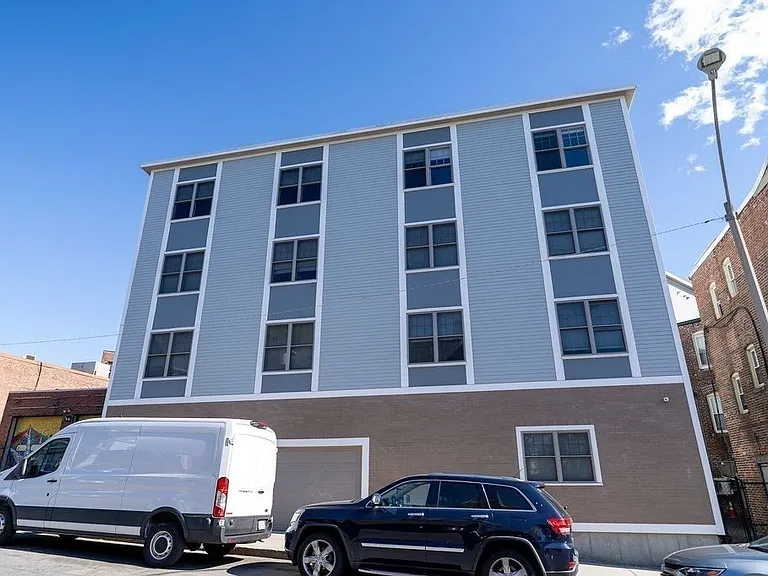 332 Talbot Ave #4-14 — Photo 1