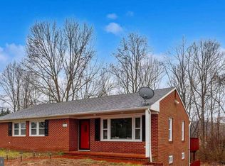 2558 Hillside Dr, Huntingtown, MD