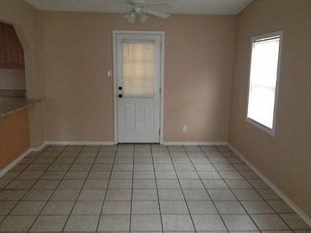 2nd image of 1010 Oliver St