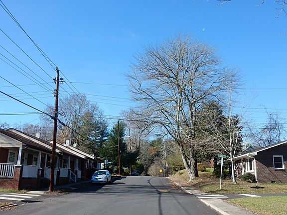 5th image of 816 1st Ave W