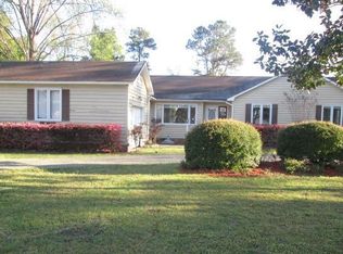 1510 Heritage Dr, Manning, SC 29102
