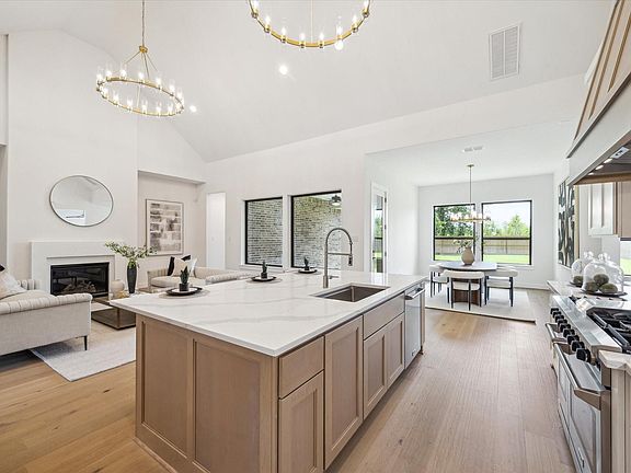 3rd image of 403 Venado View Ct