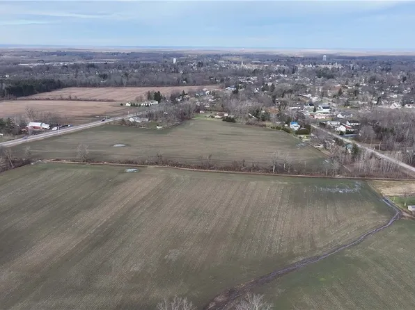 L111 Warsaw Rd, Le Roy, NY 14482