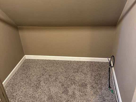 4th image of 184 Market St Floor 2