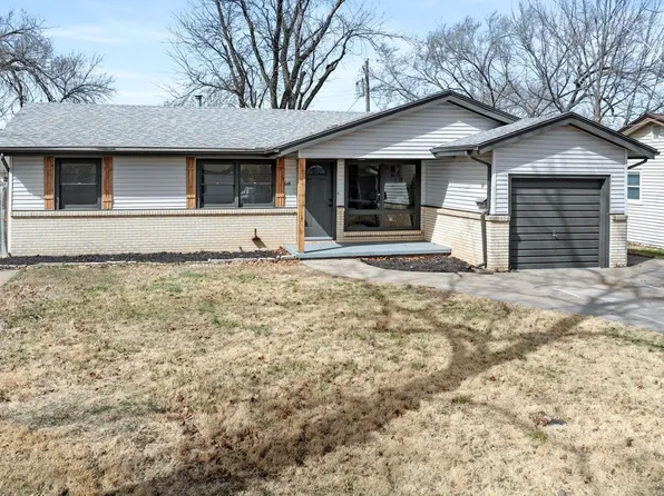 6119 N Forestor Dr, Wichita, KS 67219