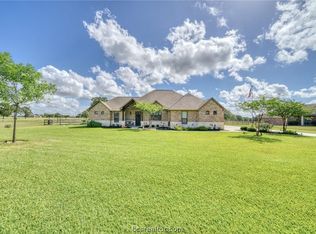 10365 Steep Hollow Rd, Bryan, TX 77808