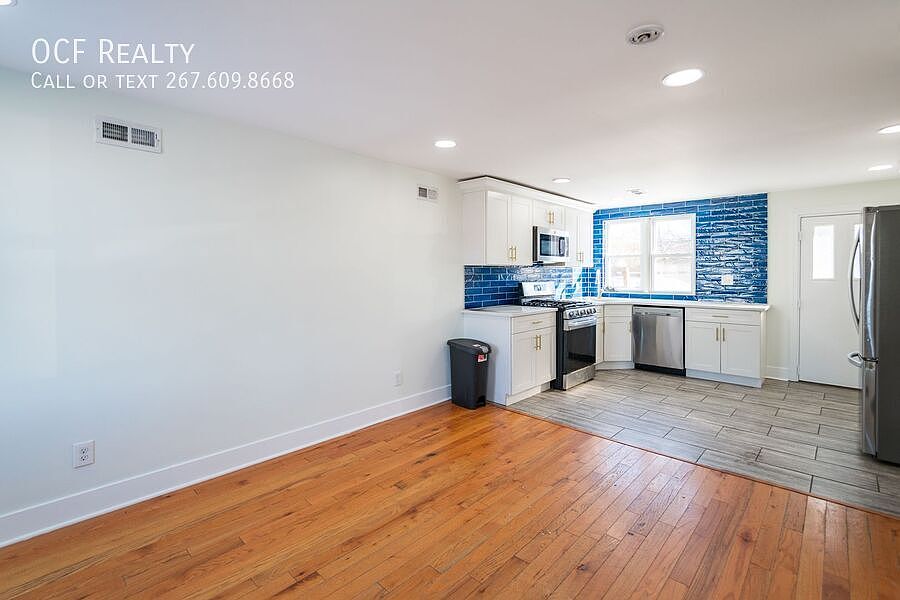 1st image of 3711 Richmond St