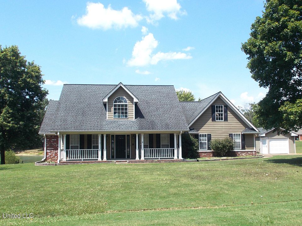 1st image of 2040 Wood Hill Dr