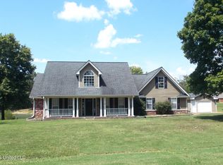 2040 Wood Hill Dr, Horn Lake, MS 38637