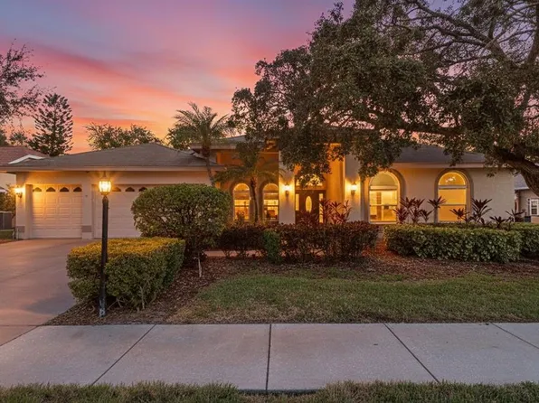 771 Weathersfield Dr, Dunedin, FL 34698