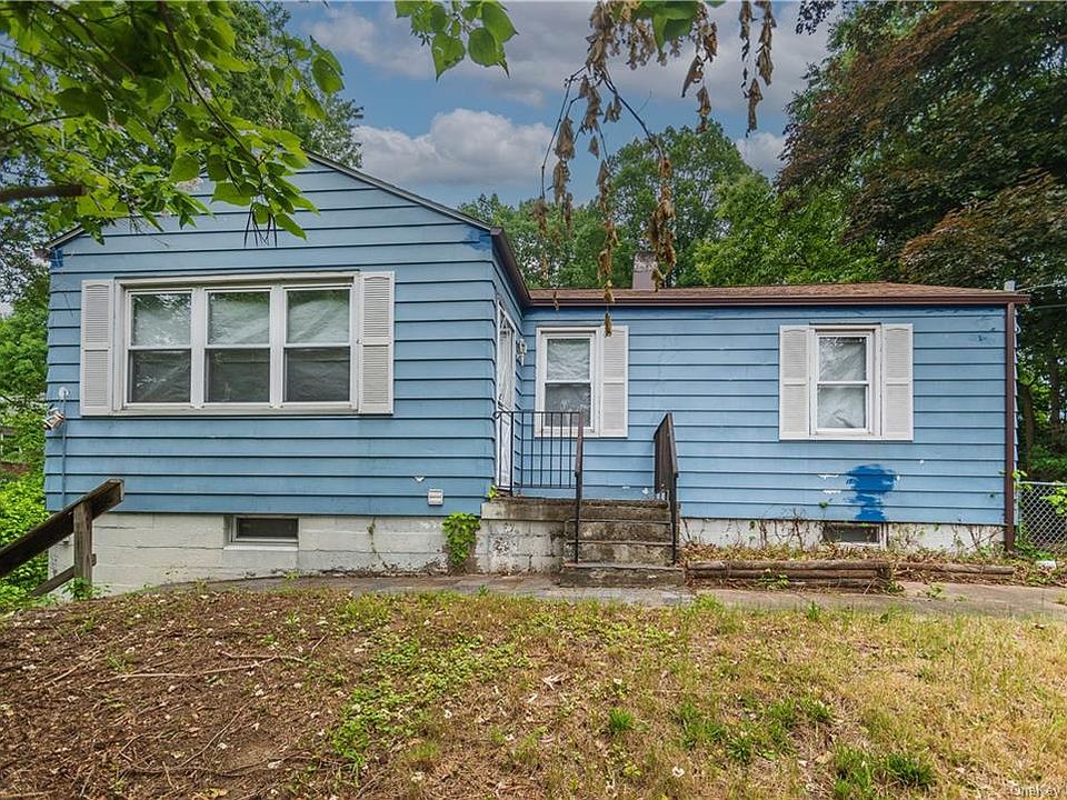 636 Gidney Avenue, Newburgh, NY 12550 Zillow