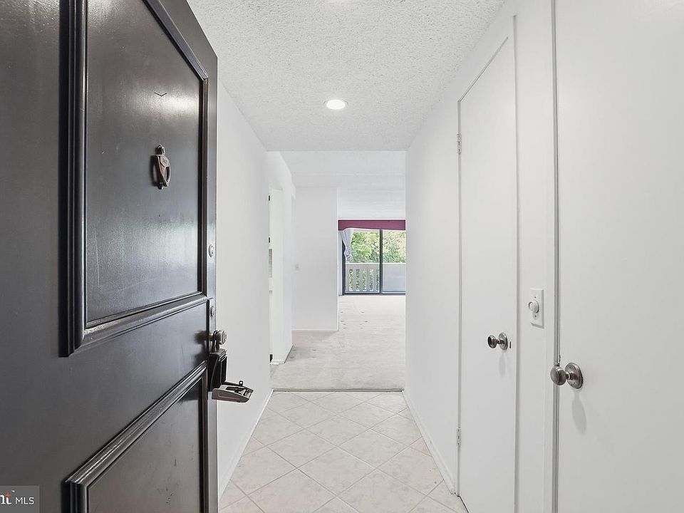 1st image of 6101 Edsall Rd APT 502