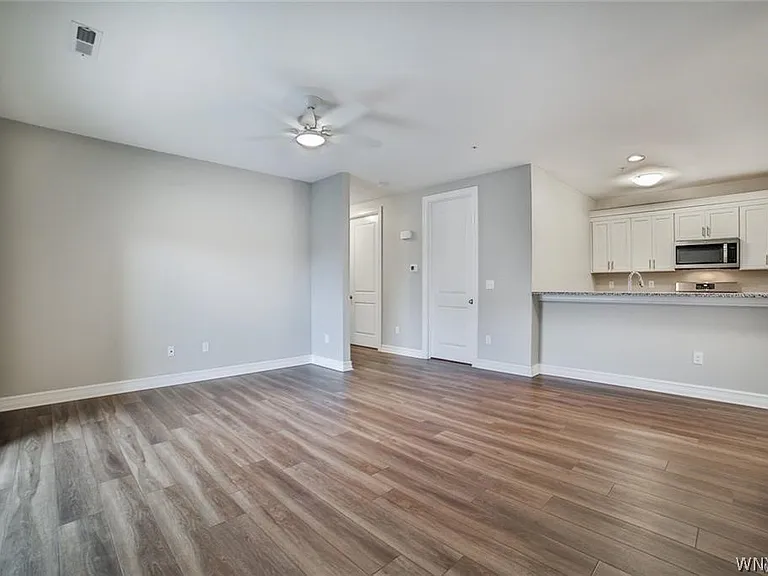 275 Northill Dr #D — Photo 16